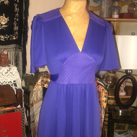 Vintage 1970’s, purple maxi dress- Rags by Kressandra- flutter sleeves - Picture 4 of 8